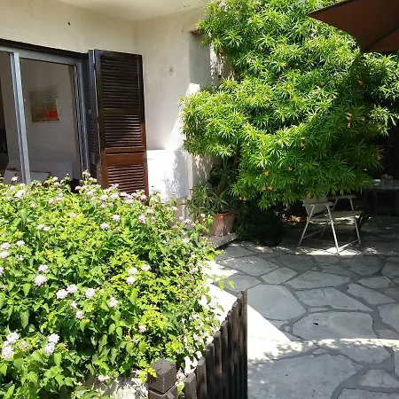 Helena's - Margarita Gardens Paphos